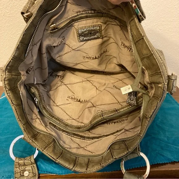 Trinity Ranch by Montana West Tote Handbag/Shoulder Bag Bing/Studded/Dust Cover - Picture 13 of 14